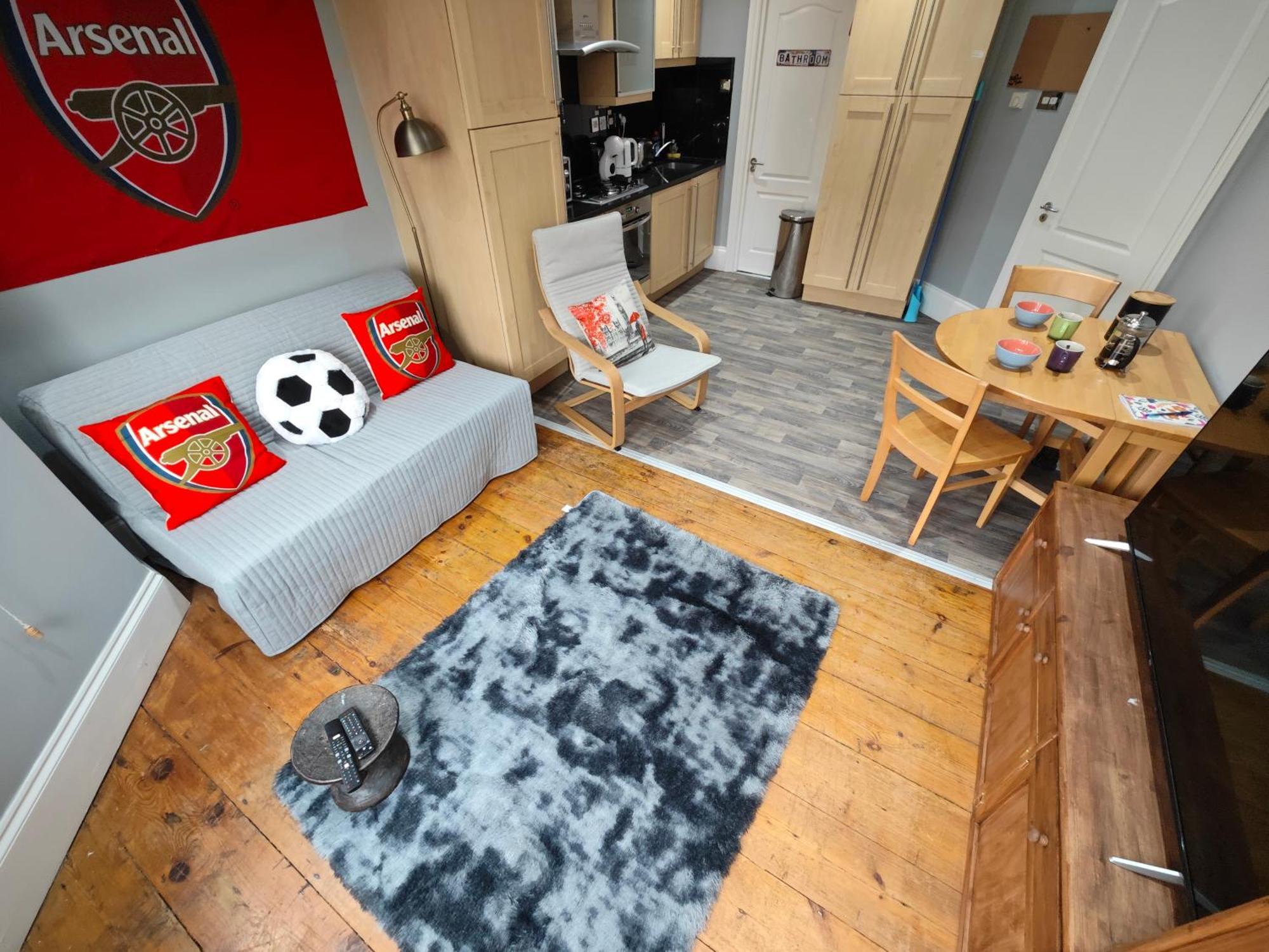 Lovely 1 Bedroom Flat In Finsbury Park/Emirates Stadium لندن المظهر الخارجي الصورة